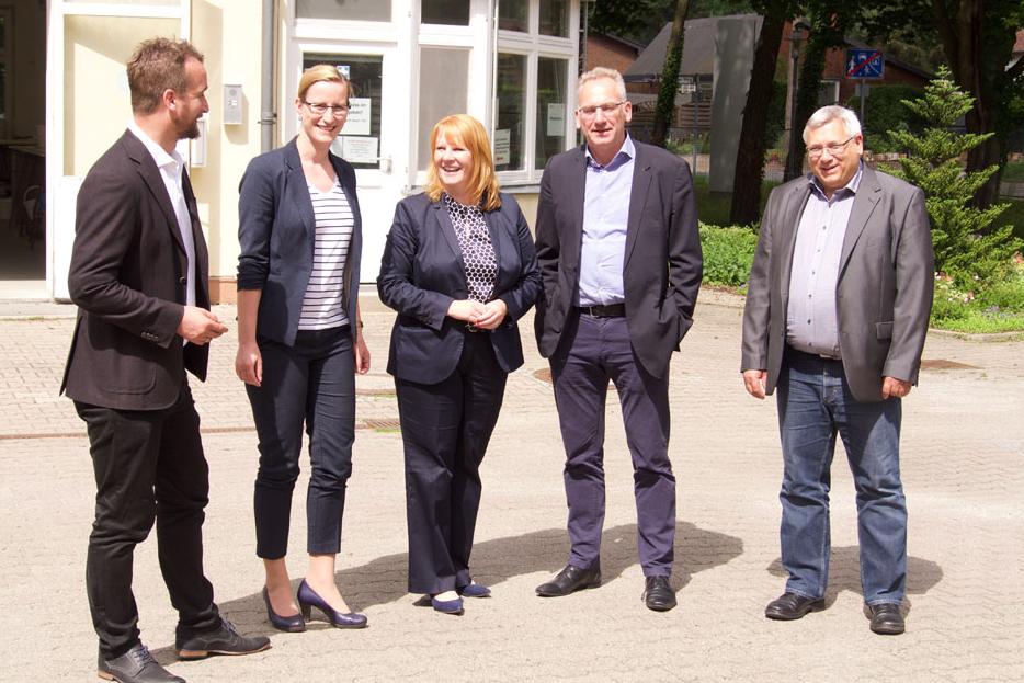 MdB Christina Schwarzer im RKI BBW