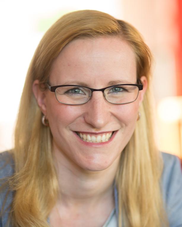 Dr. Katja Mueller, Leitung Berufliche Qualifizierung und Teilhabe Katja Mueller, Abteilungsleitung Qualifizierung und Teilhabe